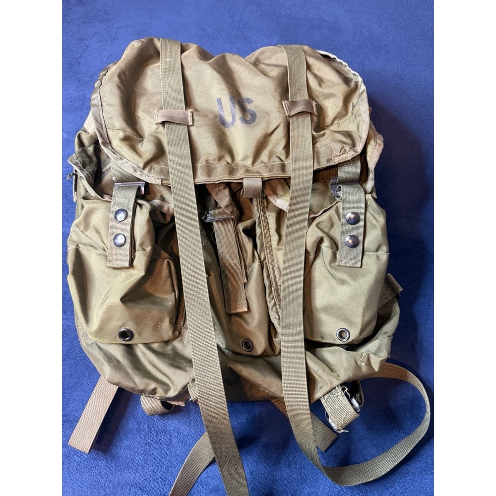 Vintage US Army Field Pack Combat LC-1 Medium Alice Backpack Olive Green